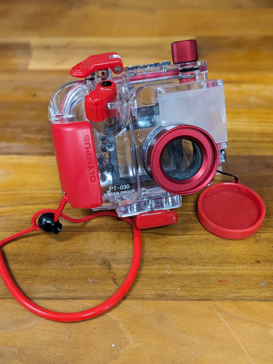 OLYMPUS PT-030 Underwater Housing for SP-310/SP-350 camera [USED