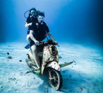 Load image into Gallery viewer, Learn Scuba Chicago - New Diver - Round Table
